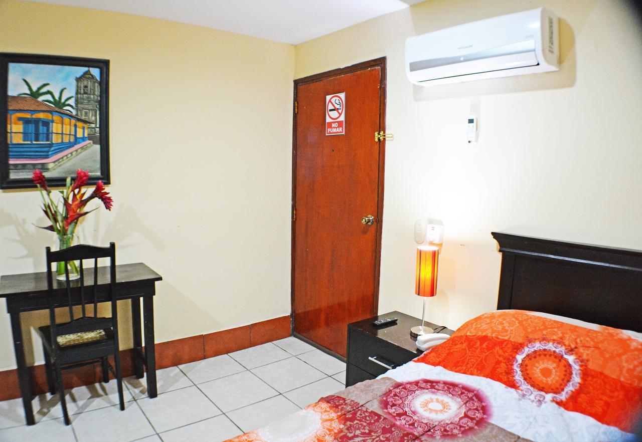 Hotel Plaza Cosiguina Chinandega Dış mekan fotoğraf